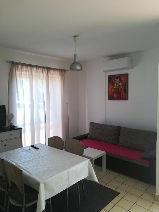 Apartments Eliva Umag Exterior photo